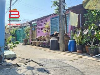 For sale 2 bedrooms townhouse in Lak Si, Bangkok