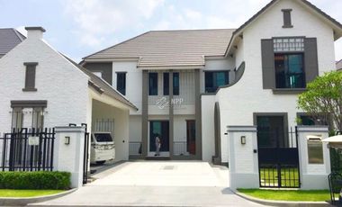 Casa en alquiler y en venta de 4 habitaciones en Mueang Samut Prakan, Samut Prakan