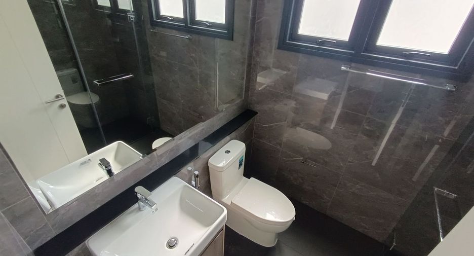 Продажа 5 спальни дом в Bang Phli, Самутпракан