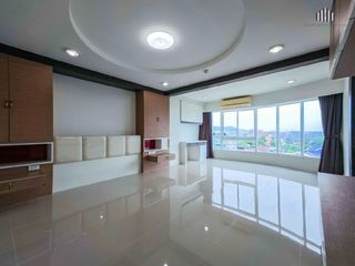 For sale 2 bed condo in Mueang Chon Buri, Chonburi