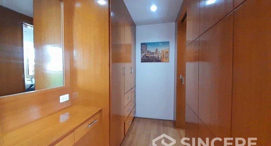 For rent 3 bedrooms villa in Mueang Phuket, Phuket