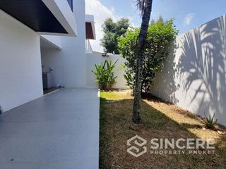 For rent 3 bedrooms villa in Mueang Phuket, Phuket