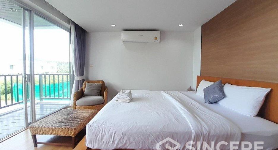 For rent 3 bedrooms villa in Mueang Phuket, Phuket
