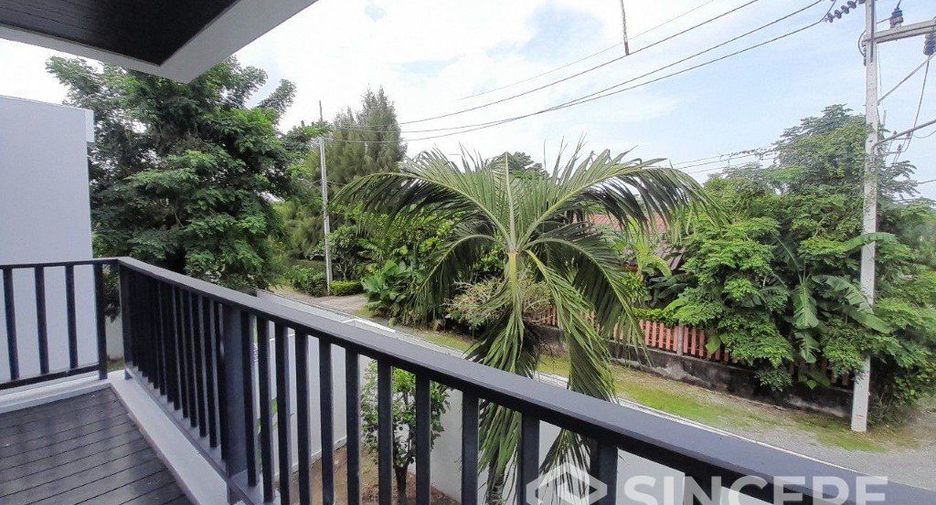 For rent 3 bedrooms villa in Mueang Phuket, Phuket