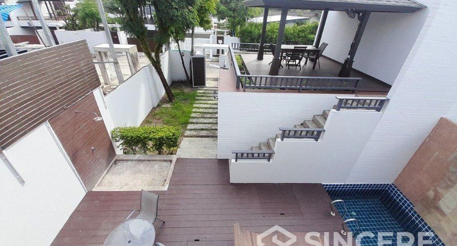 For rent 3 bedrooms villa in Mueang Phuket, Phuket