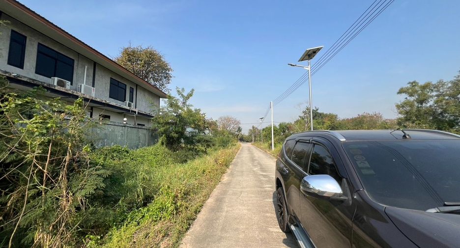 For sale land in Sam Khok, Pathum Thani