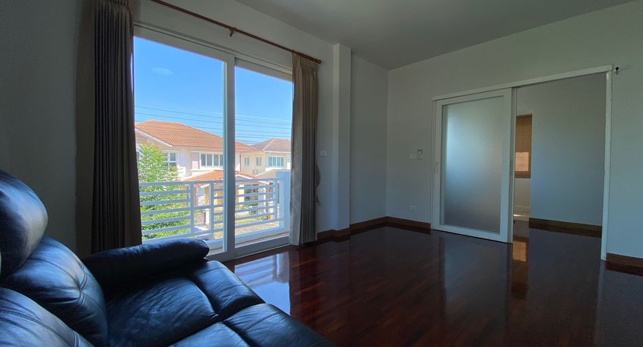 For sale 3 bedrooms house in Doi Saket, Chiang Mai