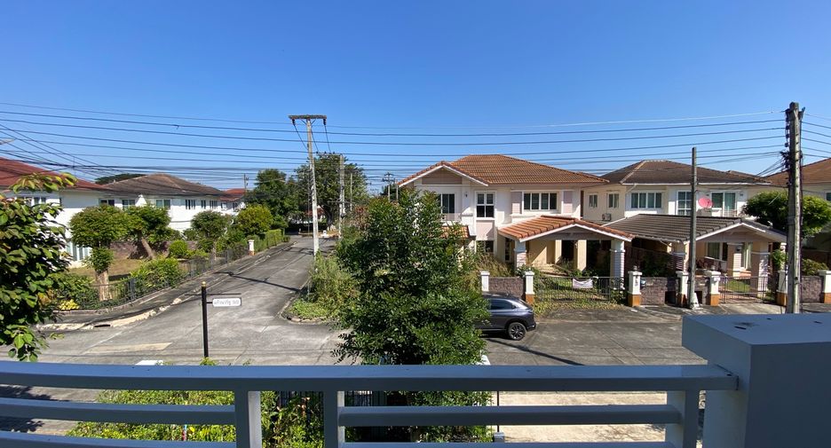 For sale 3 bedrooms house in Doi Saket, Chiang Mai