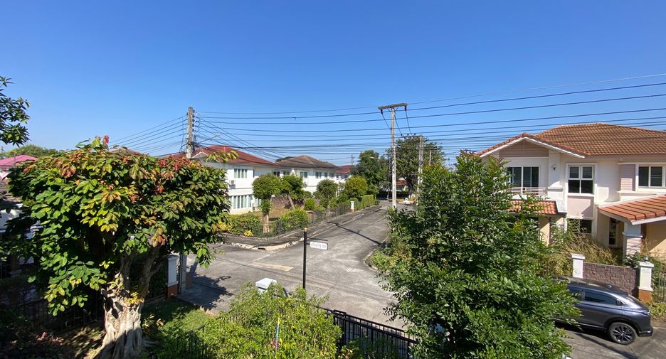 For sale 3 bedrooms house in Doi Saket, Chiang Mai