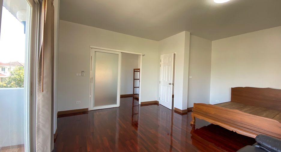 For sale 3 bedrooms house in Doi Saket, Chiang Mai