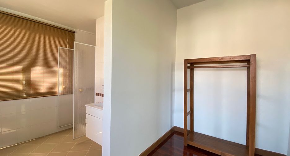 For sale 3 bedrooms house in Doi Saket, Chiang Mai