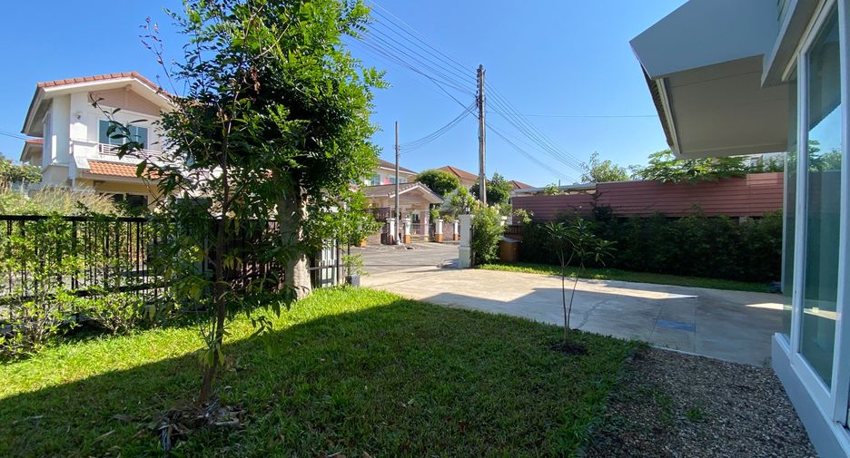 For sale 3 bedrooms house in Doi Saket, Chiang Mai