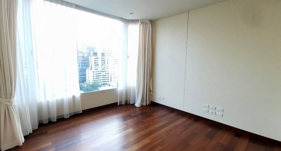 For sale 4 bedrooms condo in Pathum Wan, Bangkok