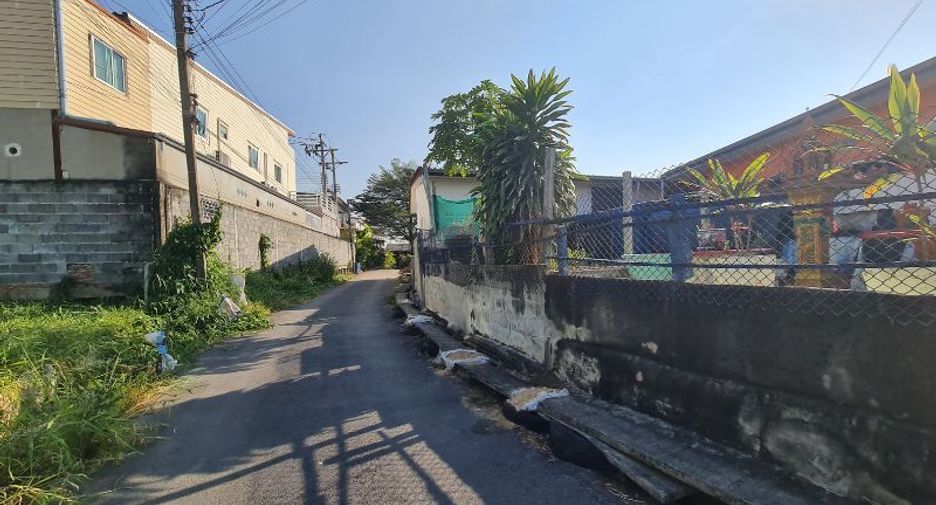 À vendre appartement avec services à Nong Khaem, Bangkok