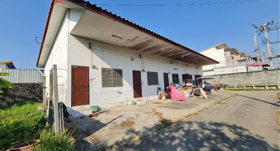 À vendre appartement avec services à Nong Khaem, Bangkok