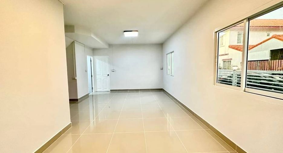 For sale 3 Beds townhouse in Bang Bua Thong, Nonthaburi