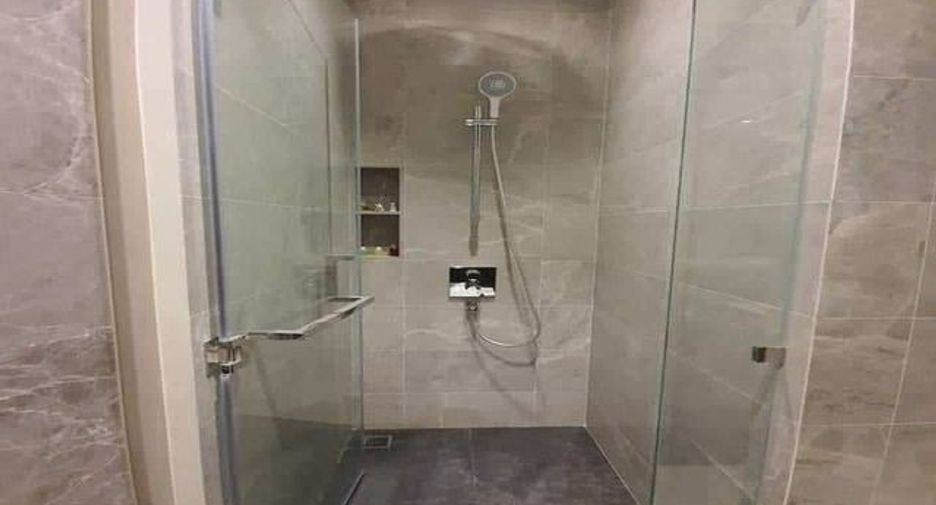 Wohnung zur Miete mit 1 Zimmer in Pathum Wan, Bangkok