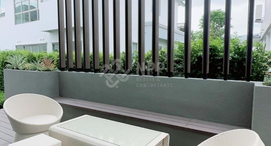 For rent そして for sale 5 ベッドルーム house in Lat Krabang, Bangkok