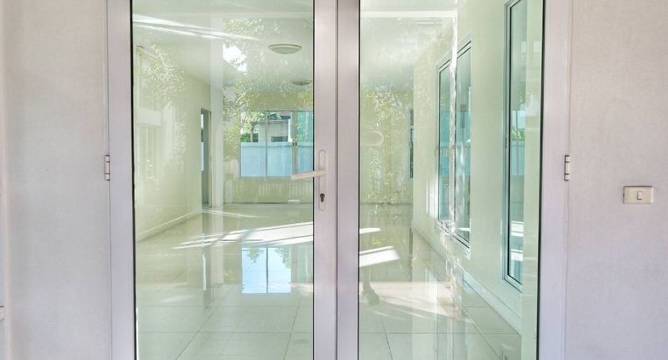 Casa en venta de 3 habitaciones en Prawet, Bangkok