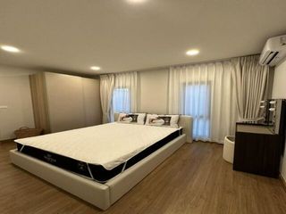 À louer 4 chambres maison à Bang Phli, Samut Prakan