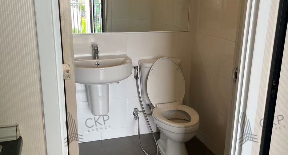 For sale 1 Beds condo in Bang Na, Bangkok
