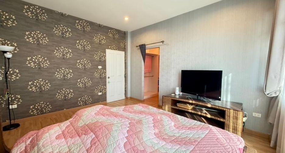 Haus zum Kauf mit 3 Zimmer in Si Racha, Chonburi