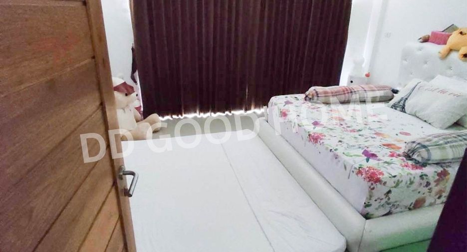 Gewerbefläche zum Kauf mit 3 Zimmer in Mueang Udon Thani, Udon Thani