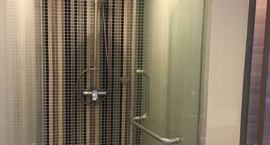 For sale 1 bed condo in Watthana, Bangkok