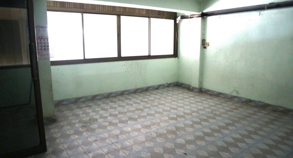 For sale 4 bedrooms retail Space in Bang Khun Thian, Bangkok