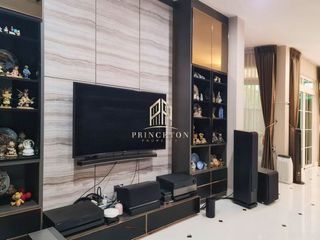 Casa en venta de 4 habitaciones en Bang Phli, Samut Prakan