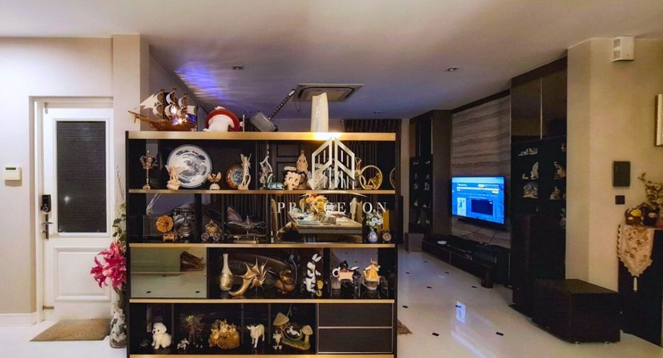 For sale 4 ベッドルーム house in Bang Phli, Samut Prakan
