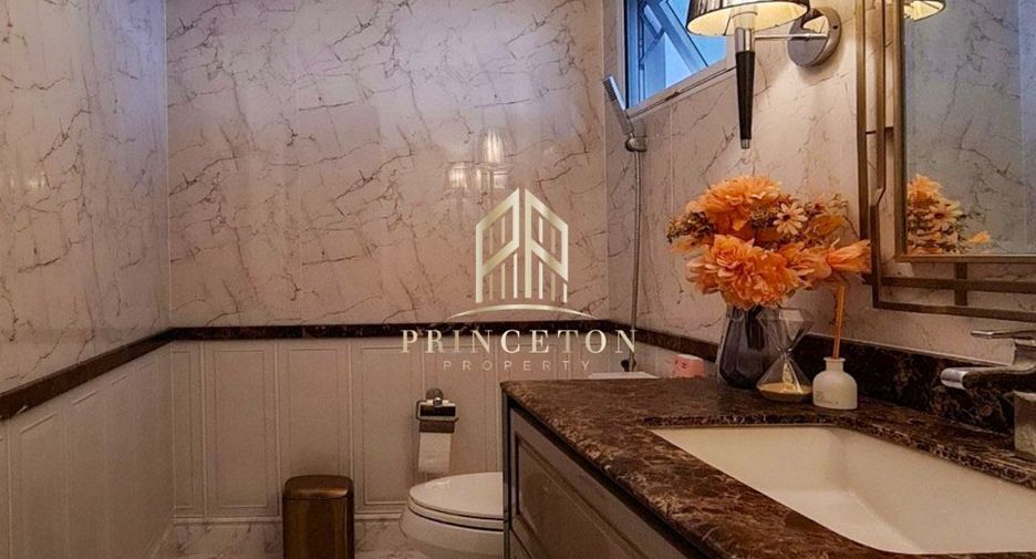 For sale 4 ベッドルーム house in Bang Phli, Samut Prakan
