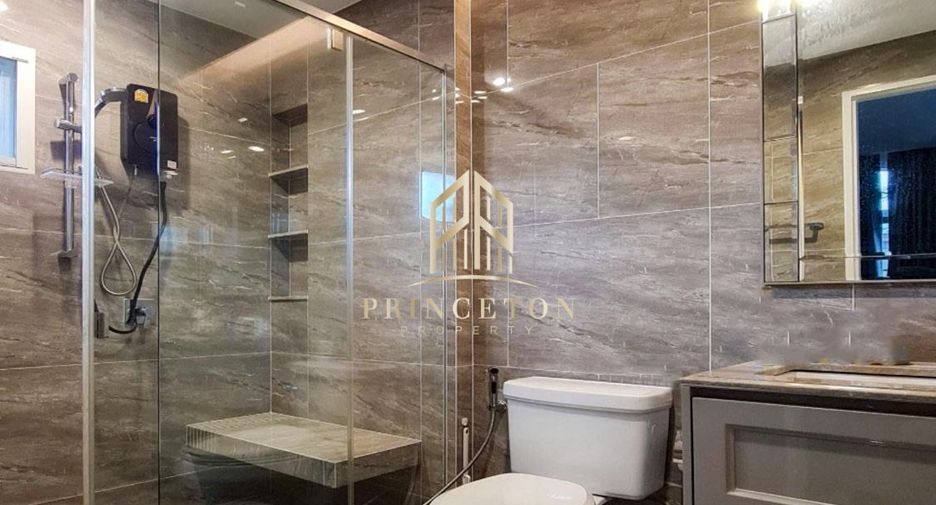 For sale 4 ベッドルーム house in Bang Phli, Samut Prakan