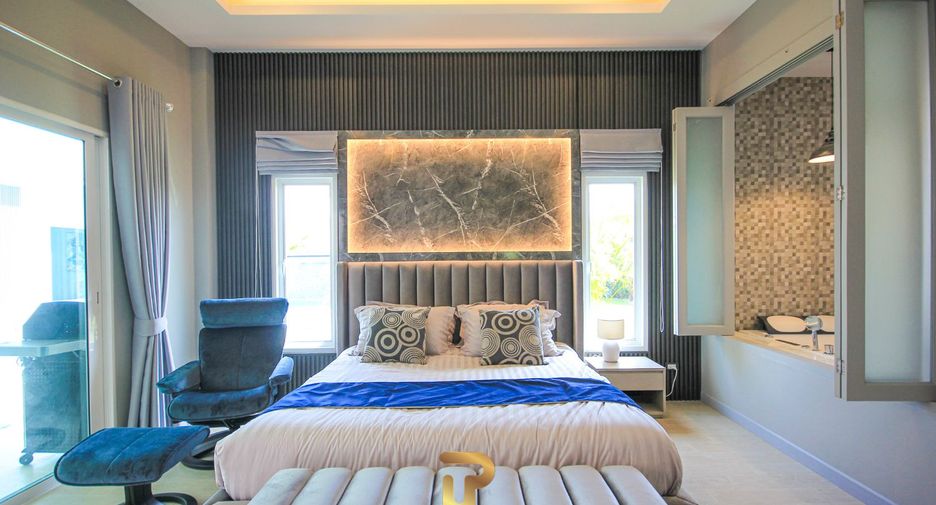 Villa zum Kauf mit 4 Zimmer in Hua Hin, Prachuap Khiri Khan