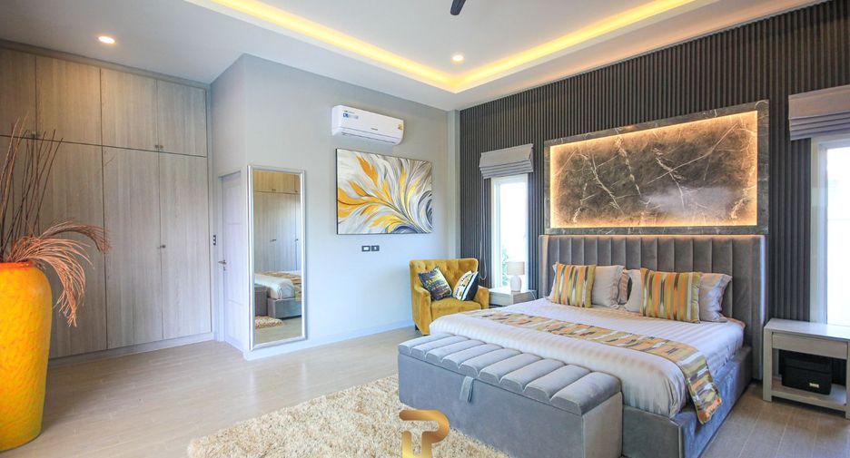 Villa zum Kauf mit 4 Zimmer in Hua Hin, Prachuap Khiri Khan