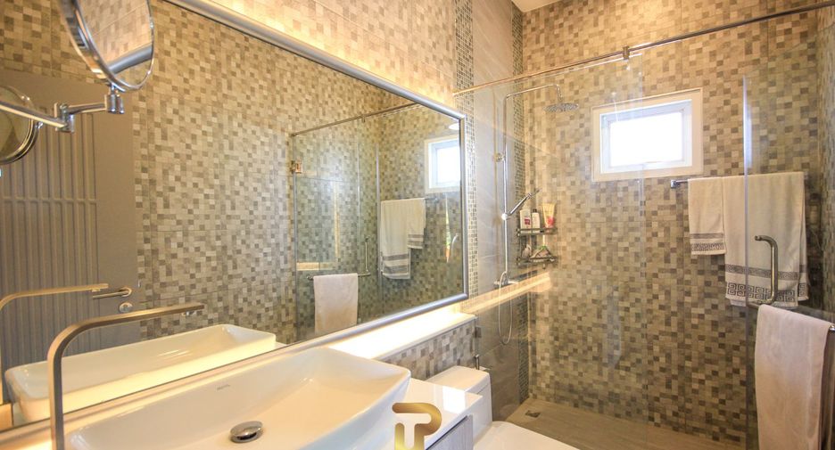 Villa zum Kauf mit 4 Zimmer in Hua Hin, Prachuap Khiri Khan