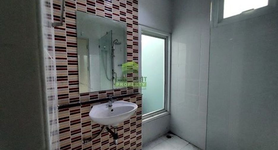 For sale 3 bedrooms house in Mueang Samut Sakhon, Samut Sakhon