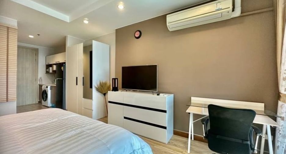Condo en alquiler de 1 habitaciones en Si Racha, Chonburi