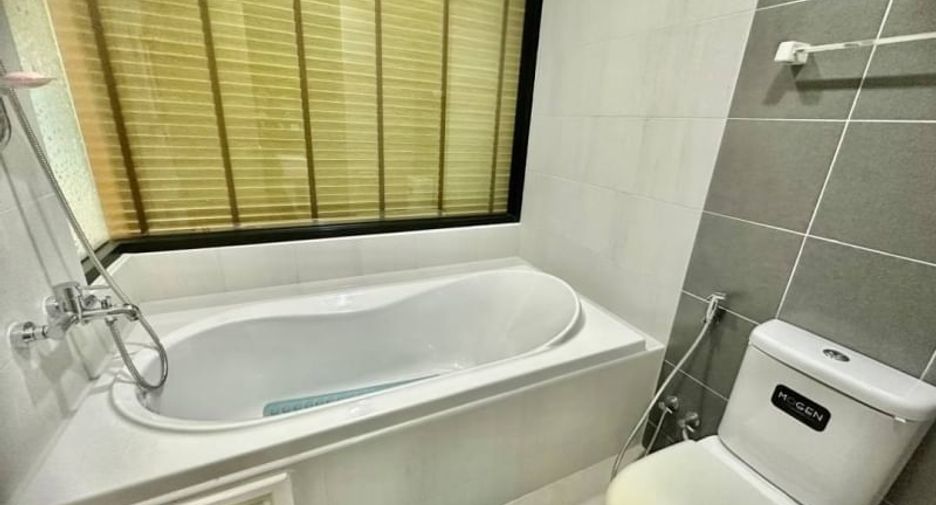 Condo en alquiler de 1 habitaciones en Si Racha, Chonburi