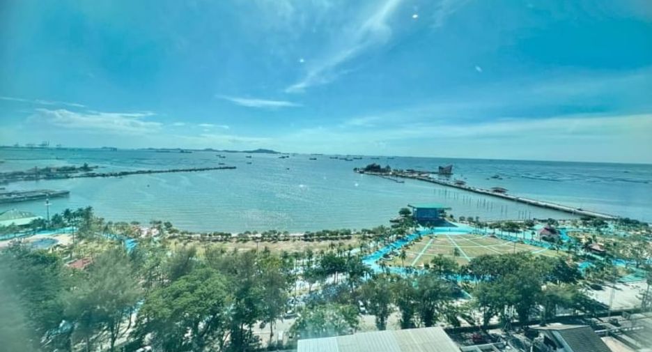 Condo en alquiler de 1 habitaciones en Si Racha, Chonburi