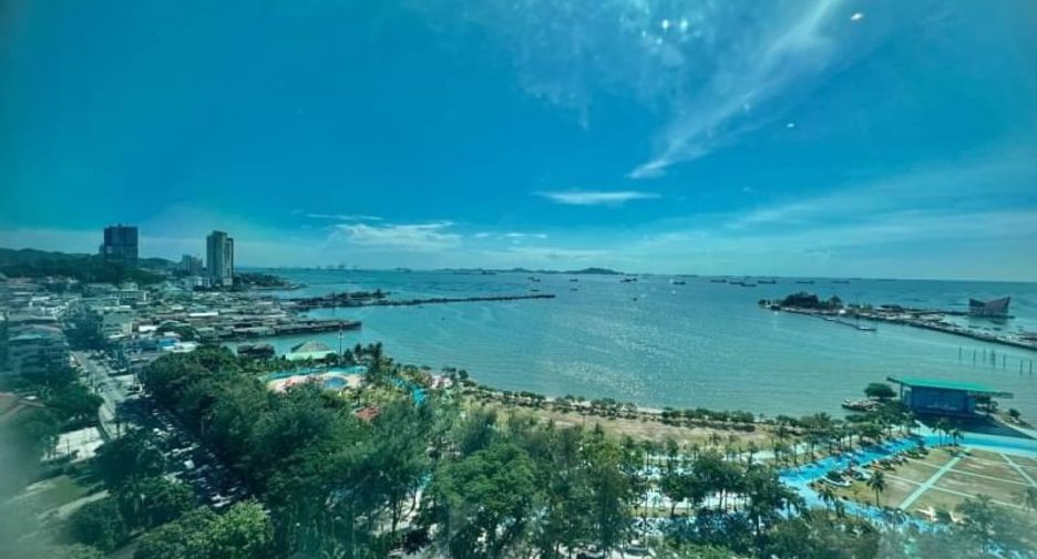 Condo en alquiler de 1 habitaciones en Si Racha, Chonburi