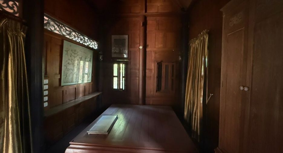 Haus zum Kauf mit 9 Zimmer in Lak Si, Bangkok