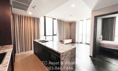 For rent 2 bed condo in Phaya Thai, Bangkok