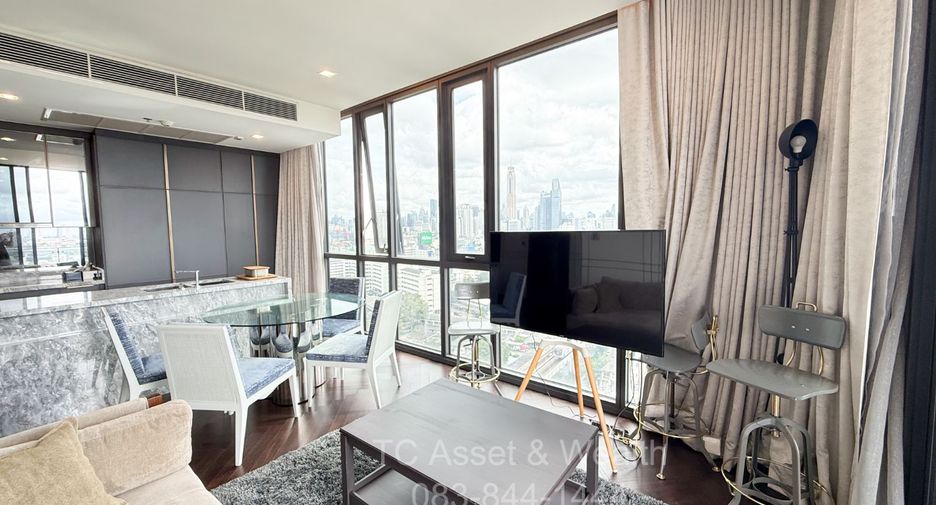 For rent 2 bedrooms condo in Phaya Thai, Bangkok