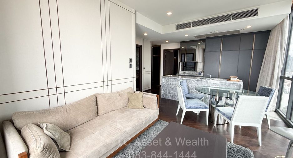 For rent 2 bedrooms condo in Phaya Thai, Bangkok