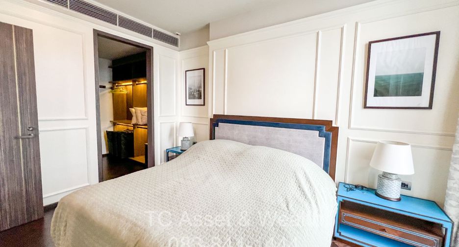 For rent 2 bedrooms condo in Phaya Thai, Bangkok