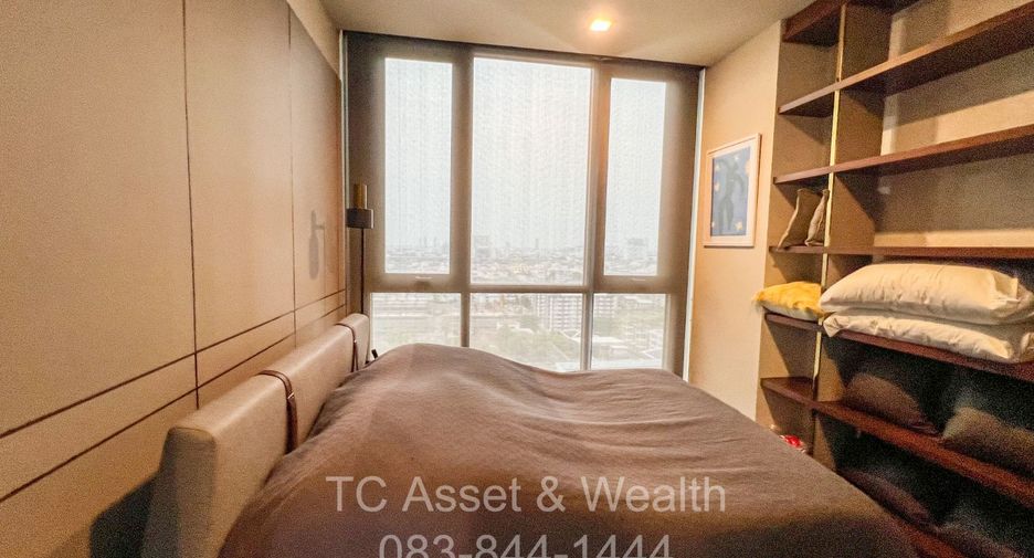 For rent 2 bedrooms condo in Phaya Thai, Bangkok
