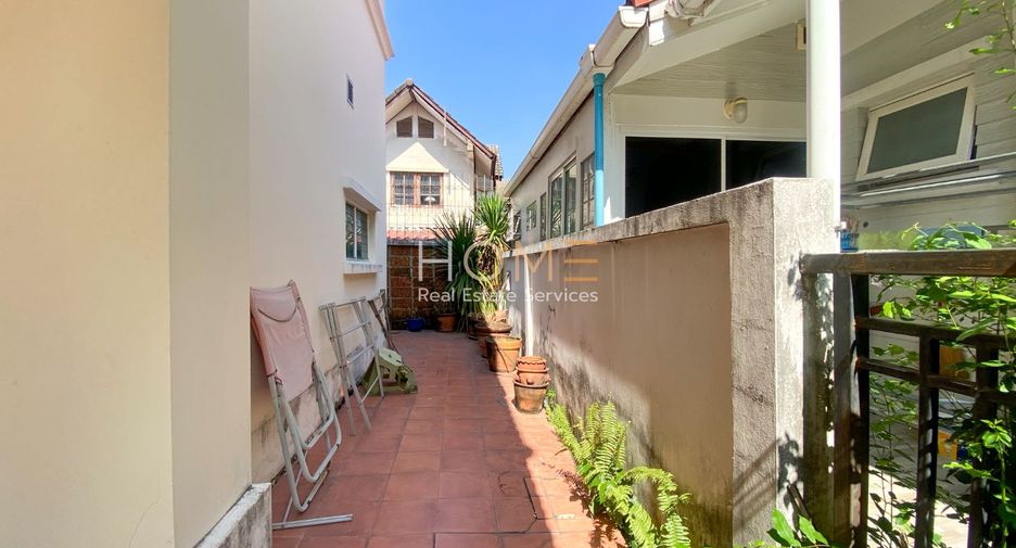 For sale 3 bed house in Pak Kret, Nonthaburi