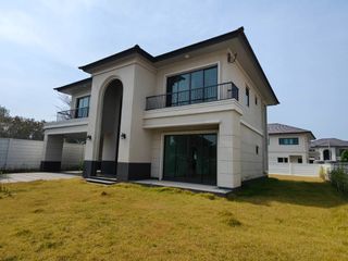 For sale 4 bed house in Mueang Samut Sakhon, Samut Sakhon