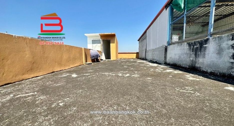 For sale 3 bedrooms retail Space in Bang Bua Thong, Nonthaburi
